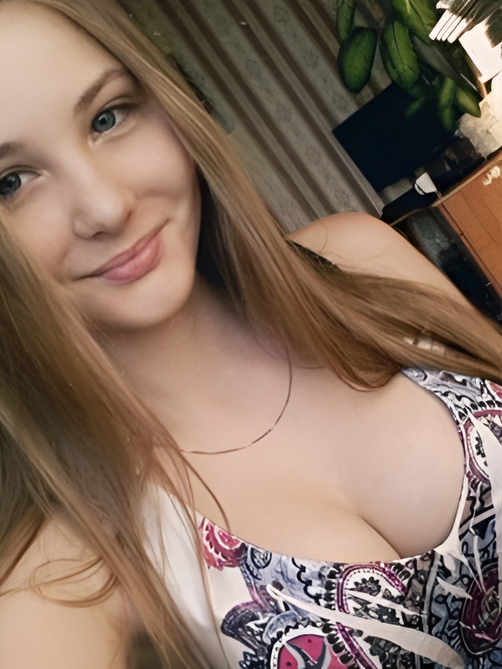 Элеонора привлекальеная девушка из Венев цена от 2000 руб