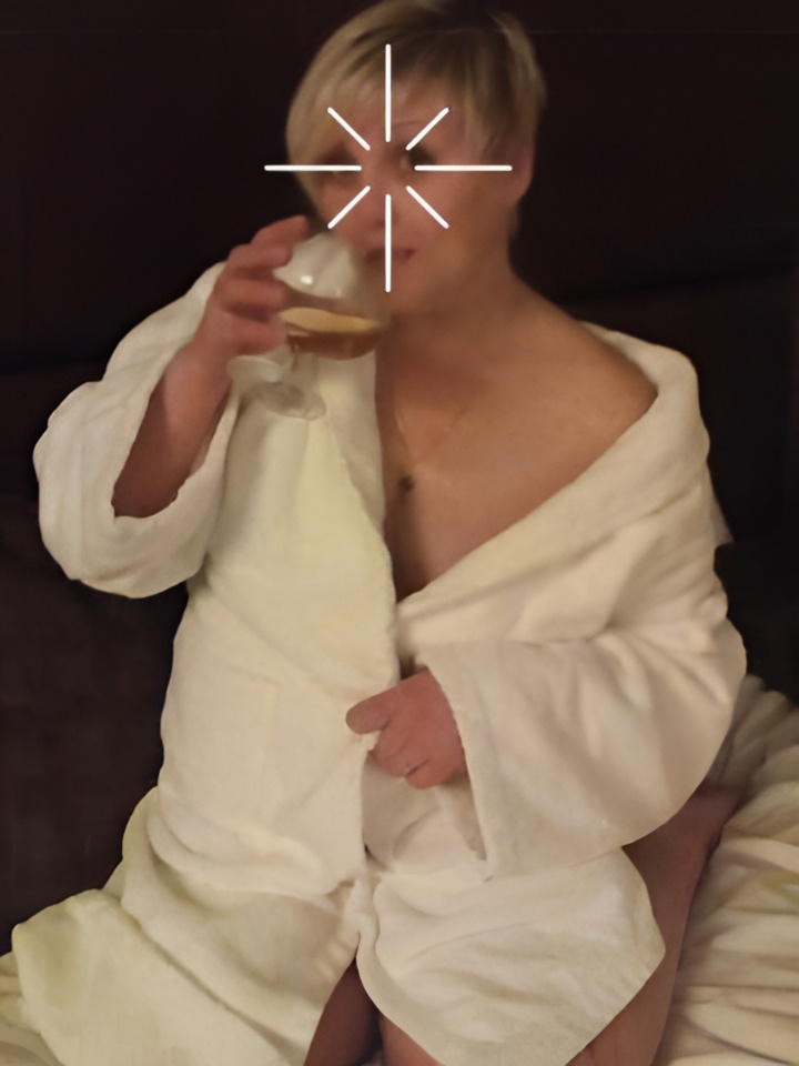 Индивидуалка Эмма, доступна для личного знакомства от 3000 руб