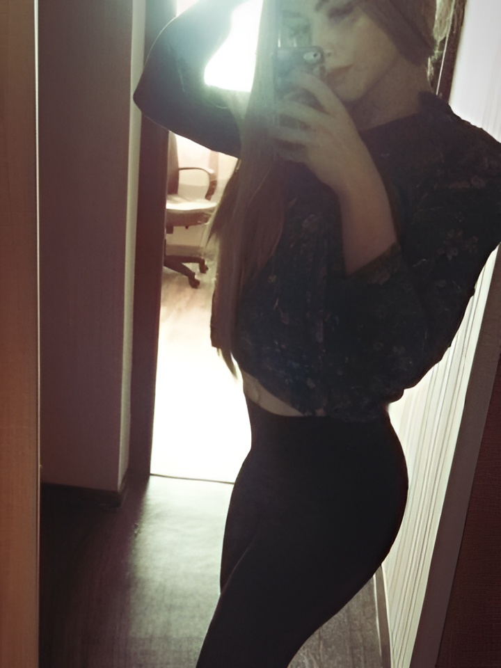 Роксана привлекательная девушка из Венев цена от 2000 руб