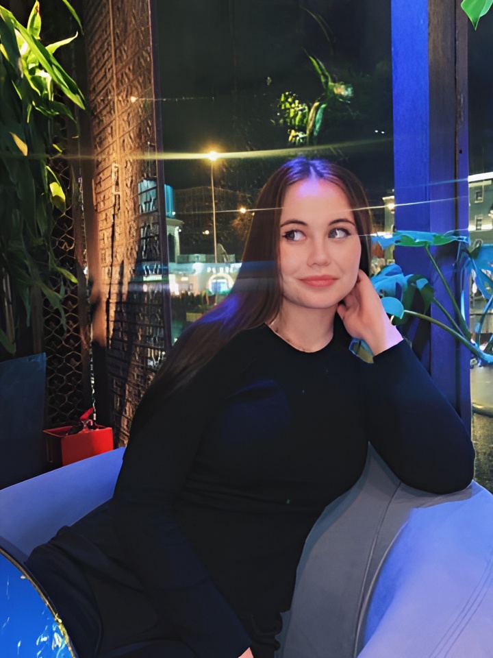 Софи привлекальеная девушка из Венев цена от 3000 руб