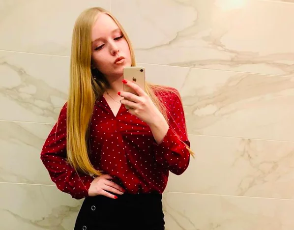 Лика привлекальеная девушка из Венев цена от 3500 руб