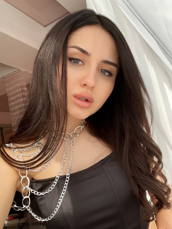 Ксения привлекательная девушка из Венев цена от 3000 руб