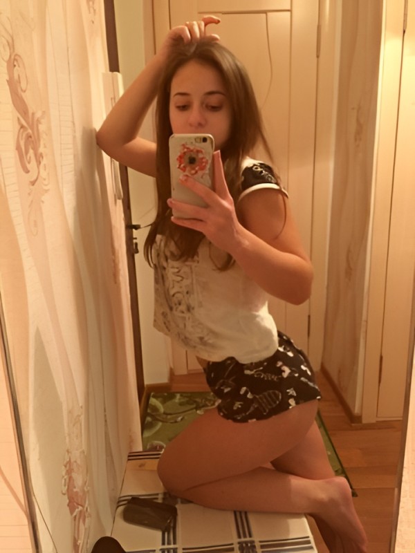 Лидия привлекательная девушка из Венев цена от 5000 руб