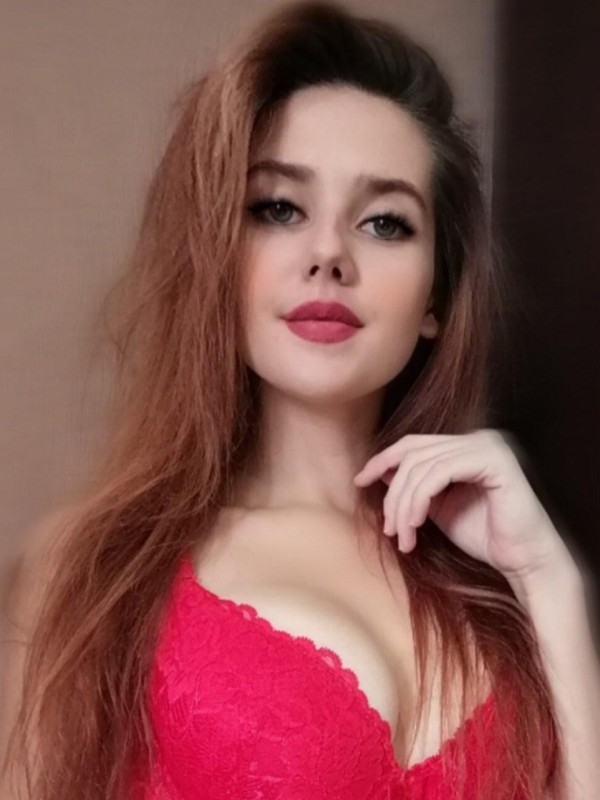 Дашка привлекательная девушка из Венев цена от 3000 руб