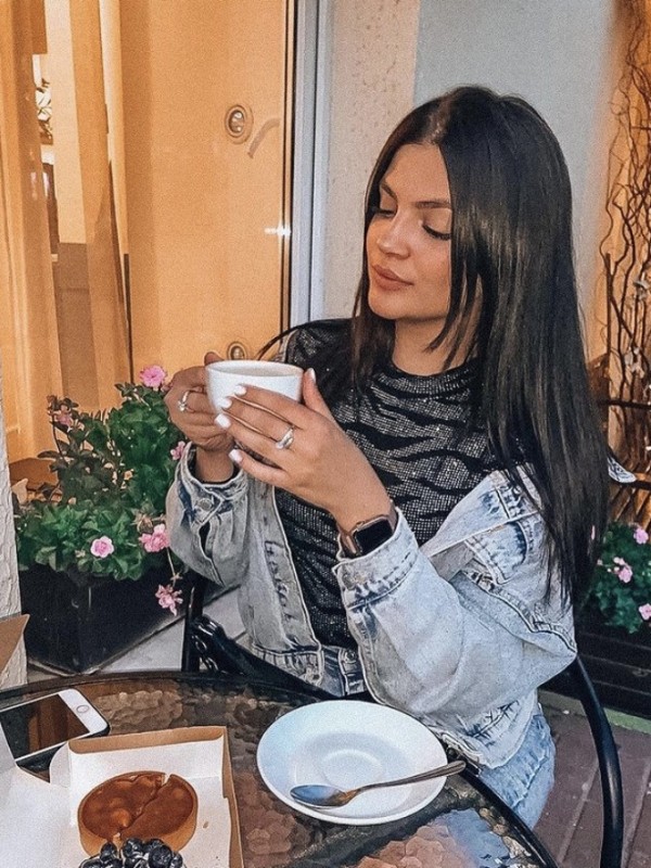 🎥 Света привлекательная девушка из Венев цена от 4000 руб