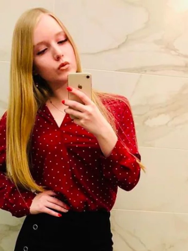 Лика привлекательная девушка из Венев цена от 3500 руб