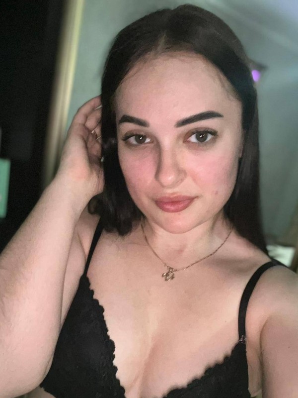 Инна привлекательная девушка из Венев цена от 3000 руб